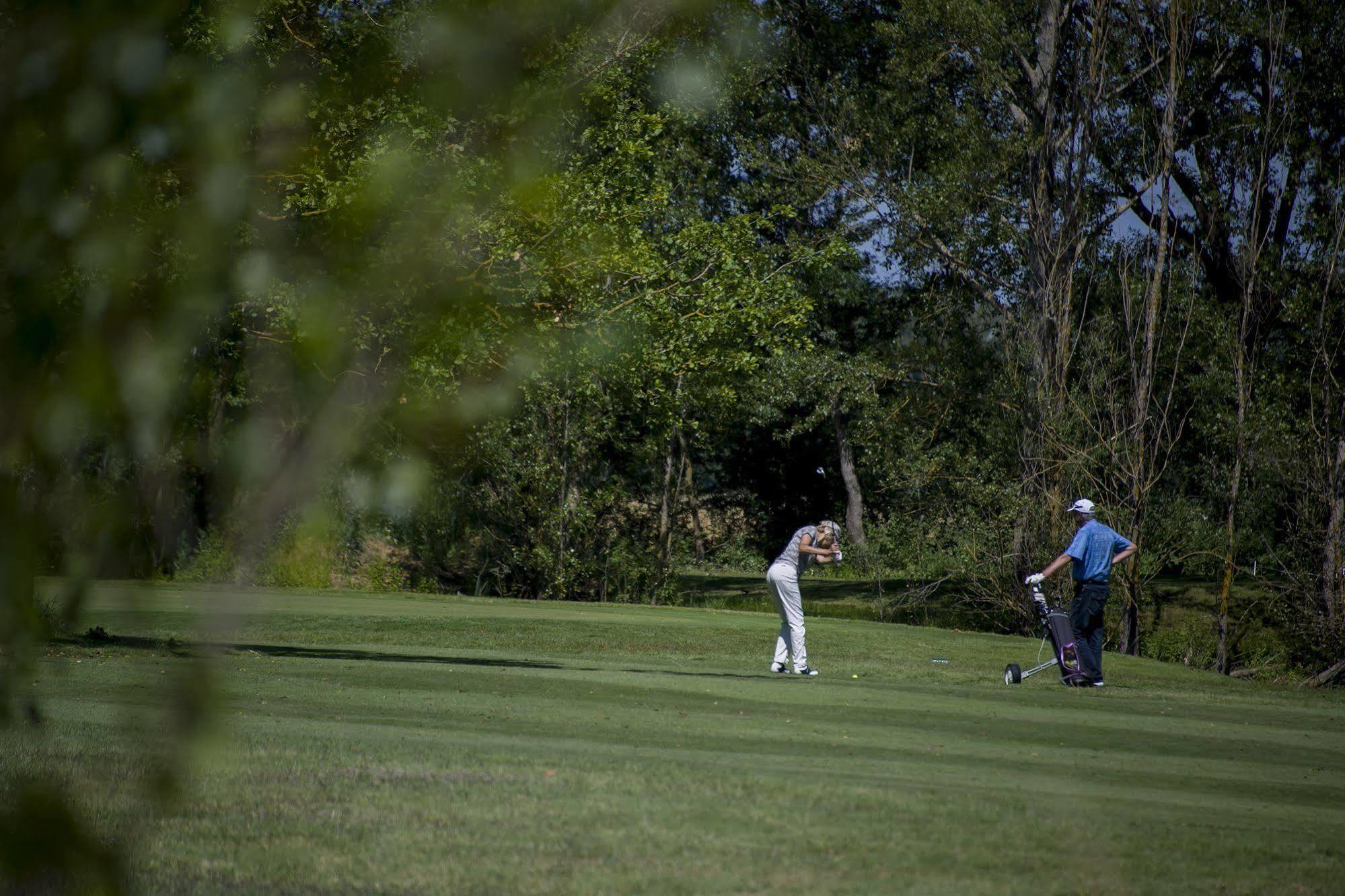 Vacanceole - Domaine Du Green Rivieres  ภายนอก รูปภาพ
